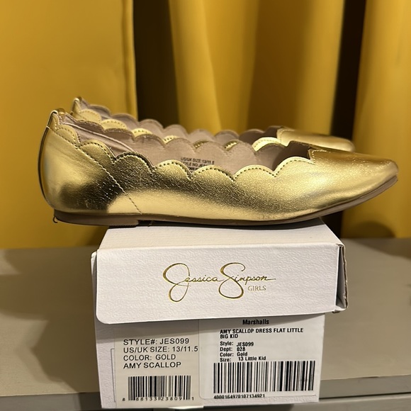 Jessica Simpson Ballet Flats - Picture 2 of 3